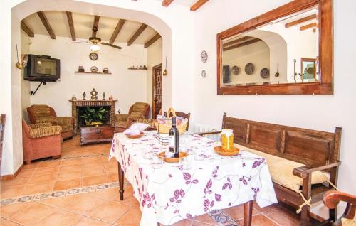  Holiday home Cortijo Lazamora in Carcabuey