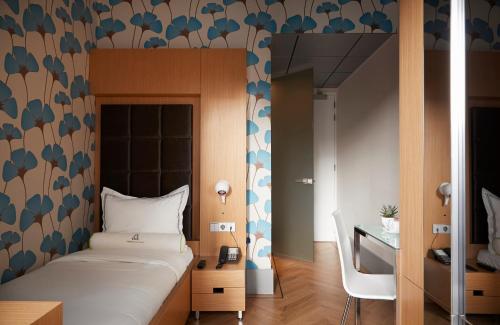 Amadi Park Hotel, Амстердам (фото 7)