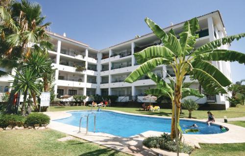 Beautiful apartment in Calahonda with 2 Bedrooms, WiFi and Outdoor swimming pool - Apartment - La Cala de Mijas
