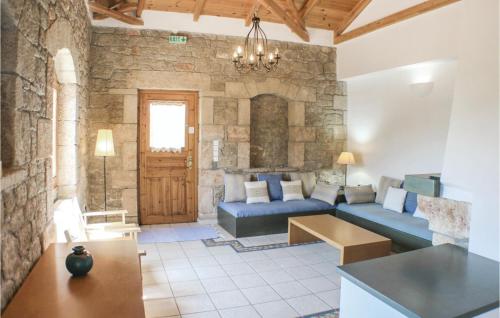  Three-Bedroom Holiday Home in Aghios Nikolaos in Agios Nikolaos