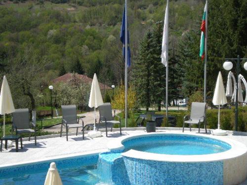 Hotel Perfect - image 6