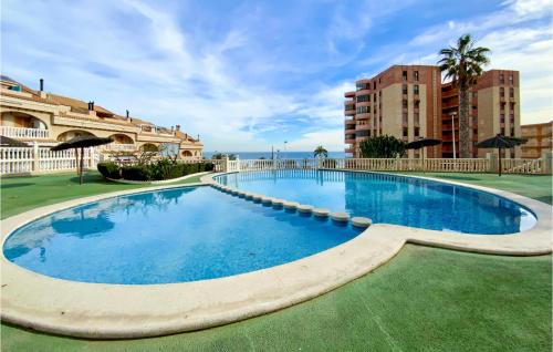 Beautiful home in Arenales del sol with Outdoor swimming pool, WiFi and 3 Bedrooms gîte à louer Playa del Saladar