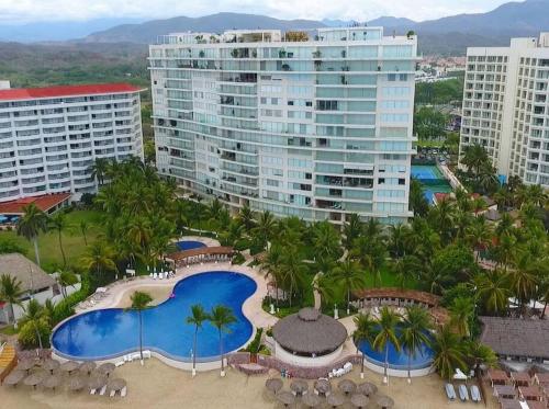 Fabuloso departamento en LINEA DE PLAYA, en Ixtapa, Zihuatanejo, Mex.