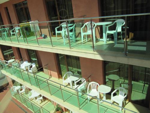 Maverick Hotel 5