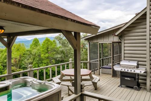 Buck Moon Cabin in Blairsville, USA