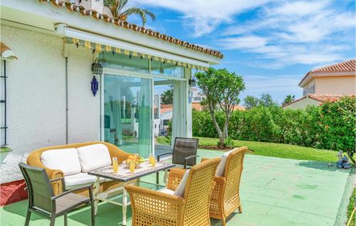 Nice home in Torrenueva Park with WiFi and 3 Bedrooms La Cala de Mijas