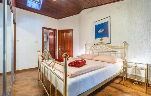 2 Bedroom Beautiful Home In Premantura