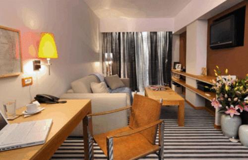 Galaxy City Center Hotel - image 5