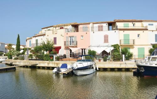 Beautiful home in Aigues-Mortes with 3 Bedrooms and WiFi - Le Grau-du-Roi