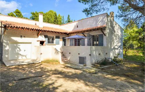 Nice home in Fournès w/ WiFi and 3 Bedrooms cottage Fournès