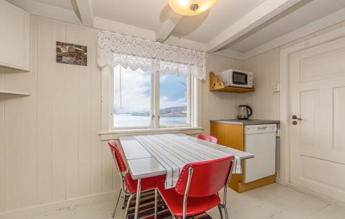 virtuve, Holten Seafishing in Torvikbukt