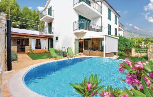 Awesome Apartment In Ivan Dolac With Outdoor Swimming Pool