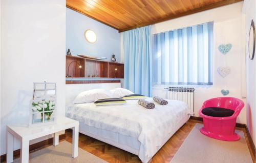 Amazing apartment in Rijeka with 2 Bedrooms and WiFi - Apartment - Rijeka