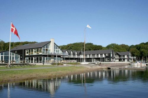 . Hotel Strandtangen