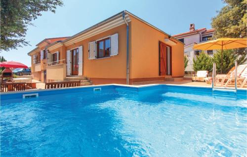 Stunning Home In Pula With Outdoor Swimming Pool