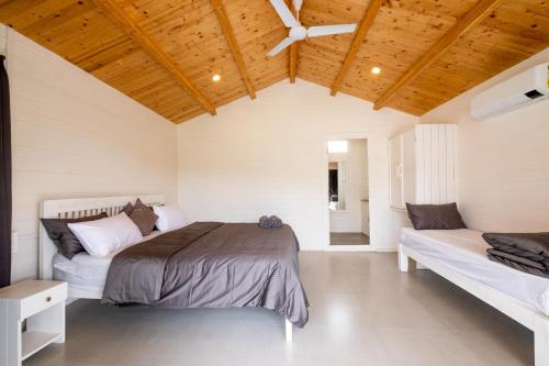 The Hidden Hedges, 1br, Stay, Dine and Fitness