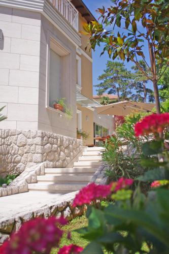 Guest House Villa Dagmar - image 3