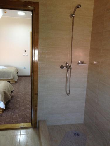 Hotel Adial – Adjud, IL