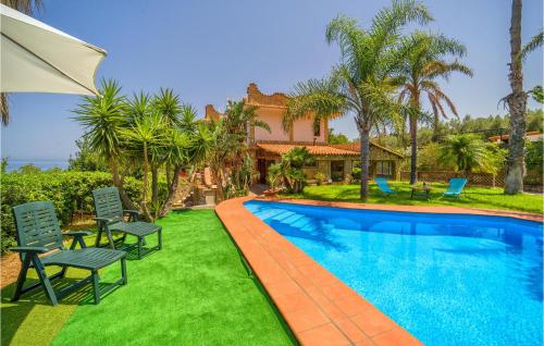 Beautiful Home In Trabia With 4 Bedrooms, Wifi And Outdoor Swimming Pool