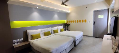 ZIBE Hyderabad by GRT Hotels