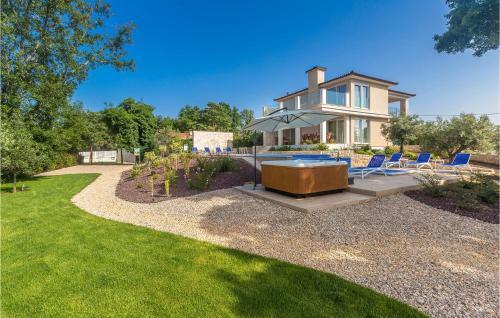Lovely Home In Malinska With Outdoor Swimming Pool