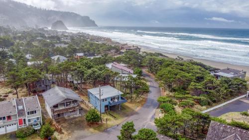Sea Here - Meredith Lodging - Nestucca River, OR