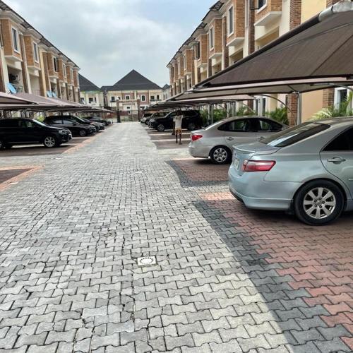 Luxury 3 Bedroom Duplex Lekki