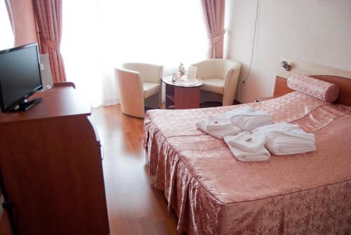 Hotel Paradiso - main image