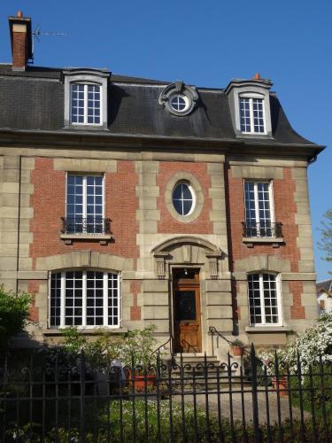 L'Hôtel Particulier - Paris Asnières - Chambre d'hôtes - Asnières-sur-Seine