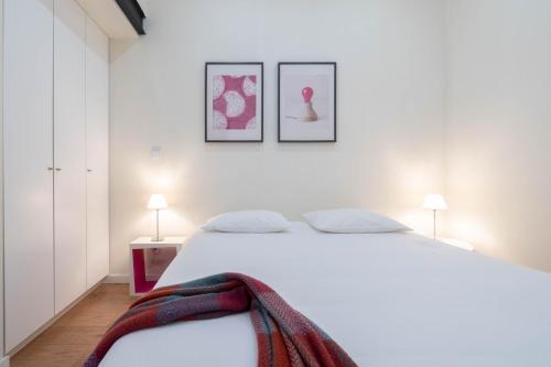 Domus 21 - Entreparedes