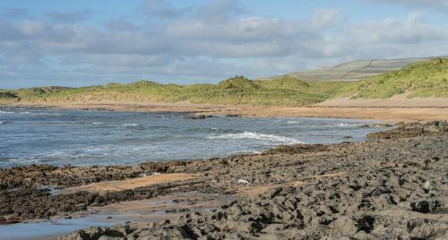 1844 Seascape Cottage Is located on the Wild Atlantic Way