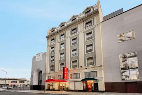 Ramada By Wyndham Oakland Downtown City Center