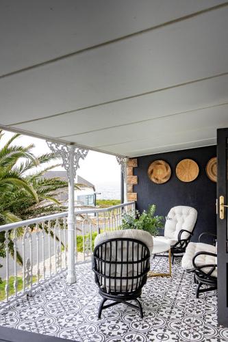 Villa Le Roc Kleinmond Accommodation in Kleinmondas