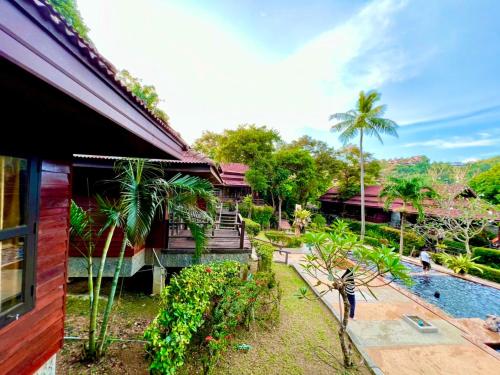 Baan Laanta Resort & Spa