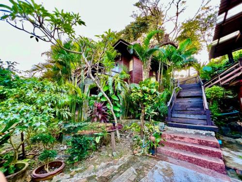 Baan Laanta Resort & Spa