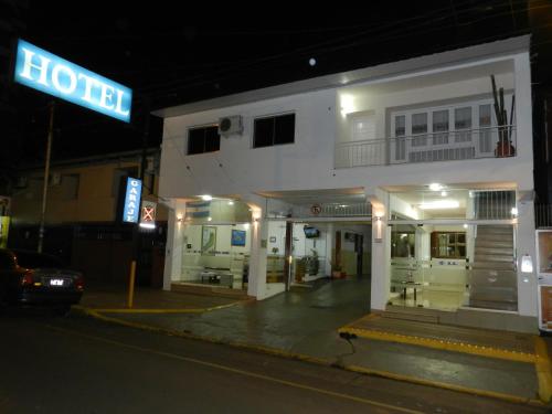 Entrée, Hotel Colon in Posadas