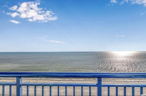 Beach Lover Oceanfront Penthouse