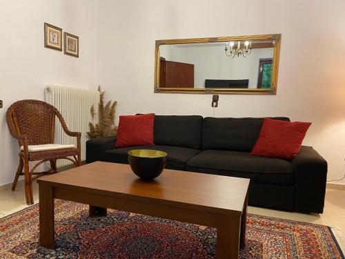 Sarakinas Farm House