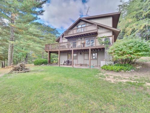 Spacious and Cozy Home in Boyne Falls - image 11