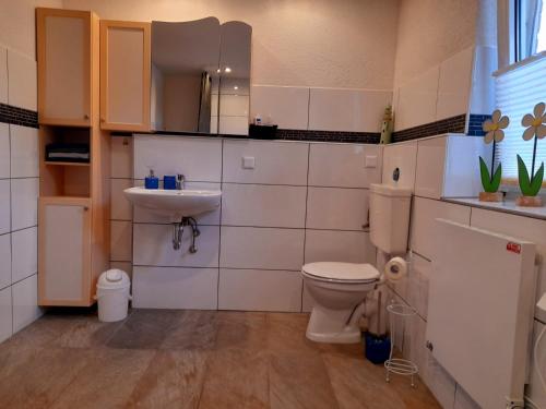 Willkommen in dem Luftkurort und Käsestadt Nieheim Bilster Berg 4km entfernt