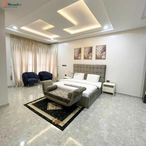 Full Luxury 3 Bedroom Apartment