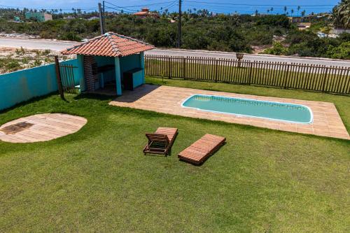 Casa em Village dentro de Condomínio