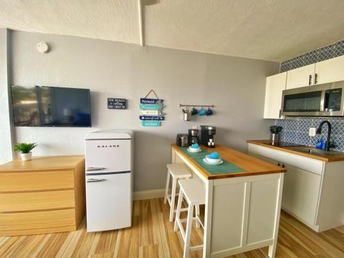 Castaways Resort Studios