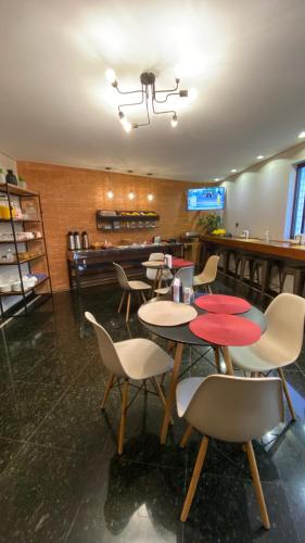 อาหารและเครื่องดื่ม, Hotel Diamante in การ์เรา