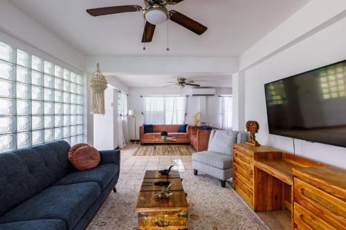 Rainforest Retreat 15 min from the beach in Luquillo