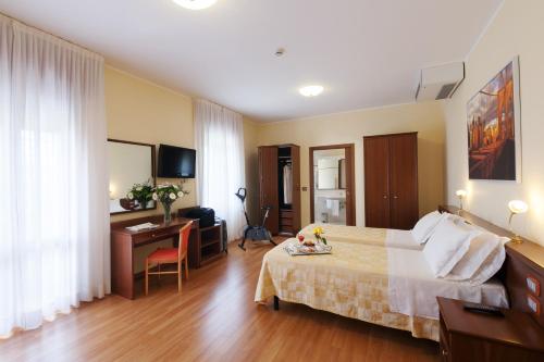2 twin beds