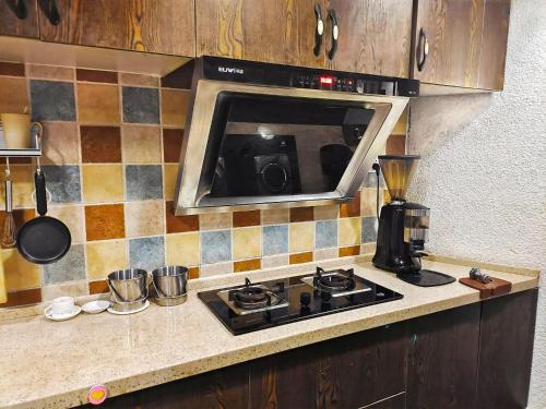 주방, 콤마 트레블 인터내셔널 유스 호텔 (Comma Travel International Youth Hotel) in 장자제 / 장가계