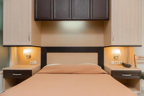 马尔马里湾酒店