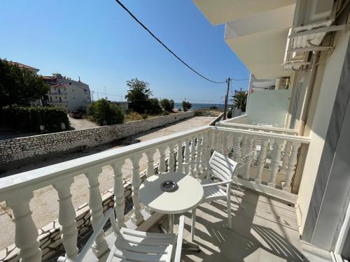 VANA Studios & Apartments - image 12