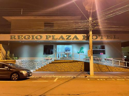 . Regio Plaza Hotel